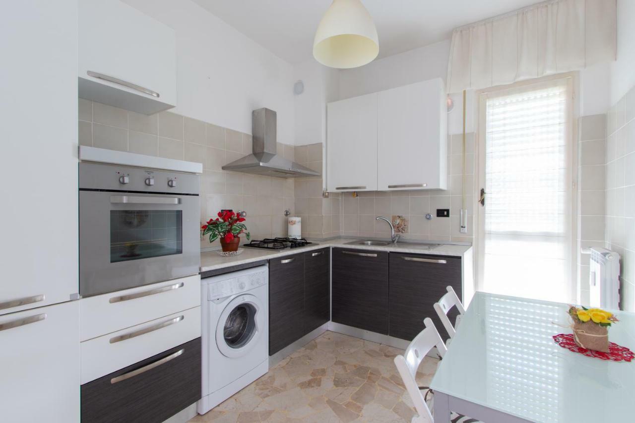 House Henry Vado Ligure Exterior foto